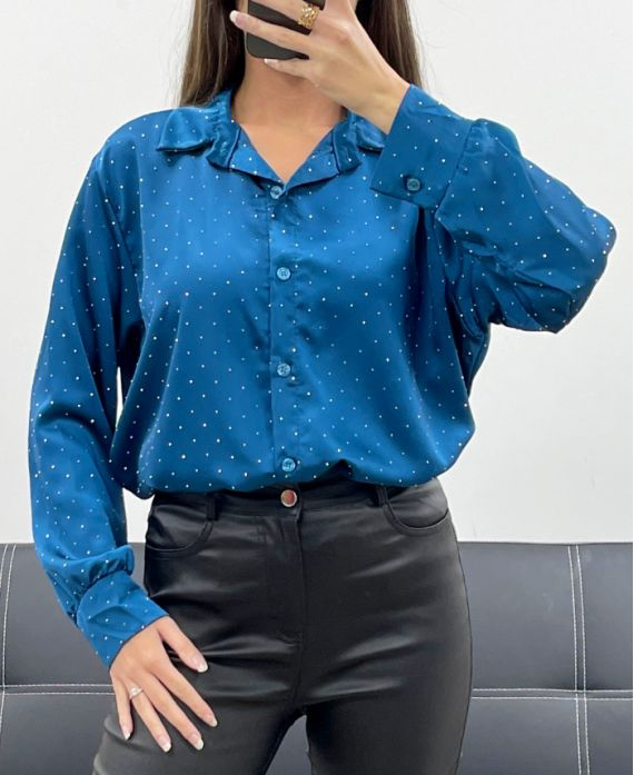 Chemise en satin clouté bleu