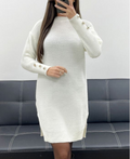 Robe pull blanc manches à boutons