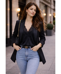Top satin long a dentelle noir