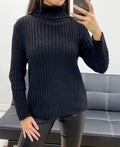 Pull en maille cotelée noir