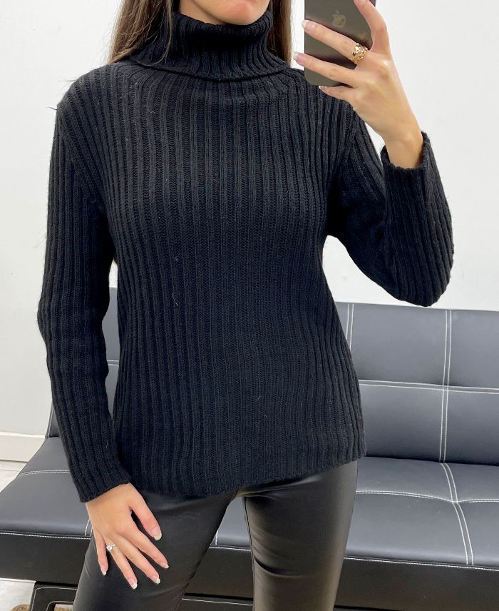 Pull en maille cotelée noir