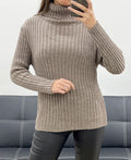 Pull en maille cotelée taupe